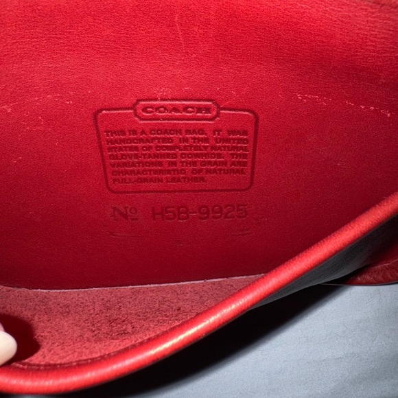 Coach 1995 EUC Carnival red leather crossbody USA made - Picture 6 of 6